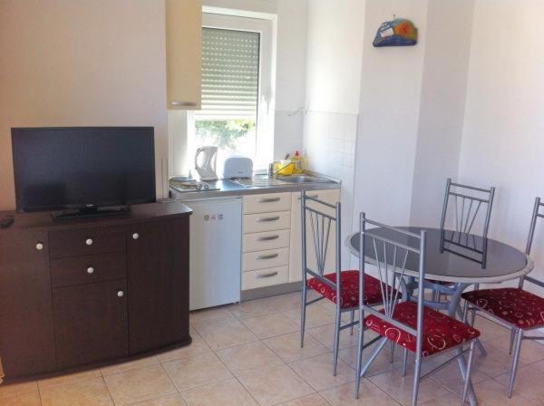 Apartments By The Sea Razanj, Rogoznica - 11347 Buitenkant foto